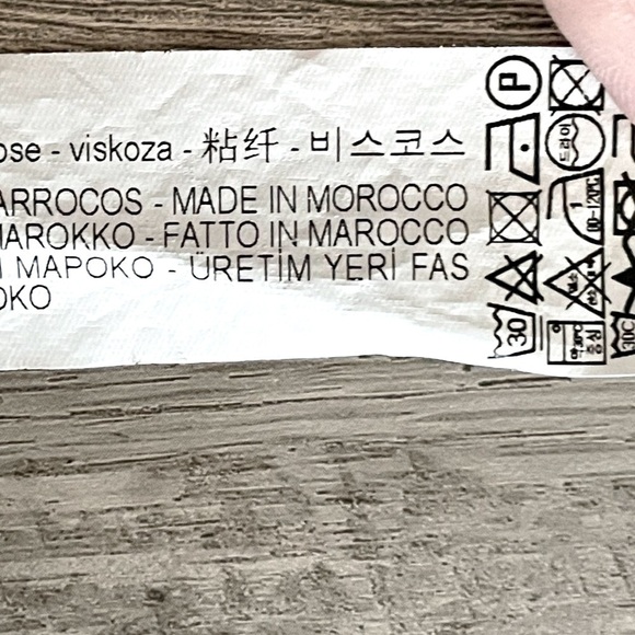 🌺 Zara Stripe Ruffle High Low Lightweight Tan Sleeveless Blouse Size S - Picture 10 of 11